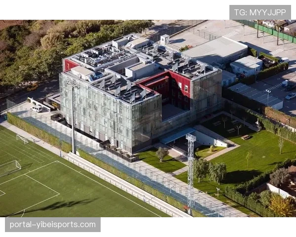 拉玛西亚青训营位置改造，多功能球员培养成趋势